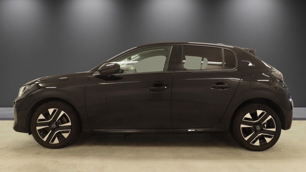 2024 Peugeot 208 — image 6