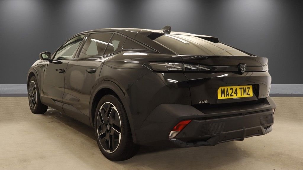 2024 Peugeot 408 — image 3