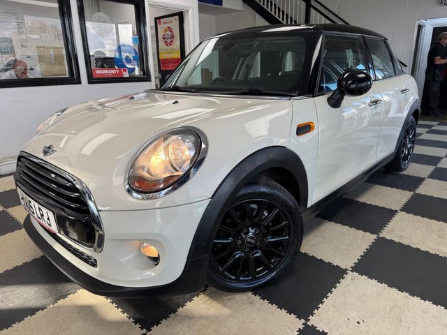 2015 MINI Hatch