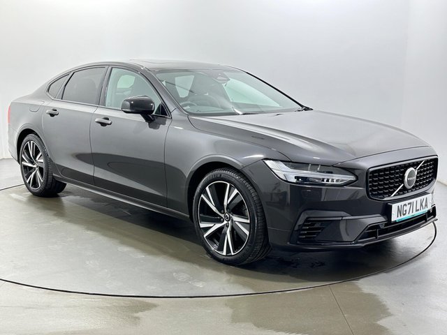 2022 Volvo S90