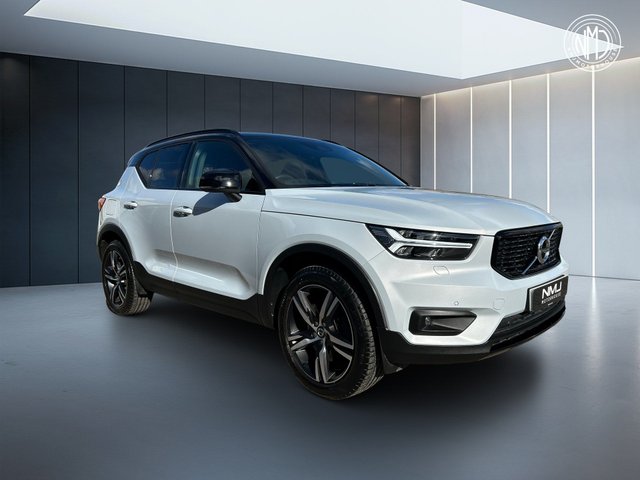 2020 Volvo XC40