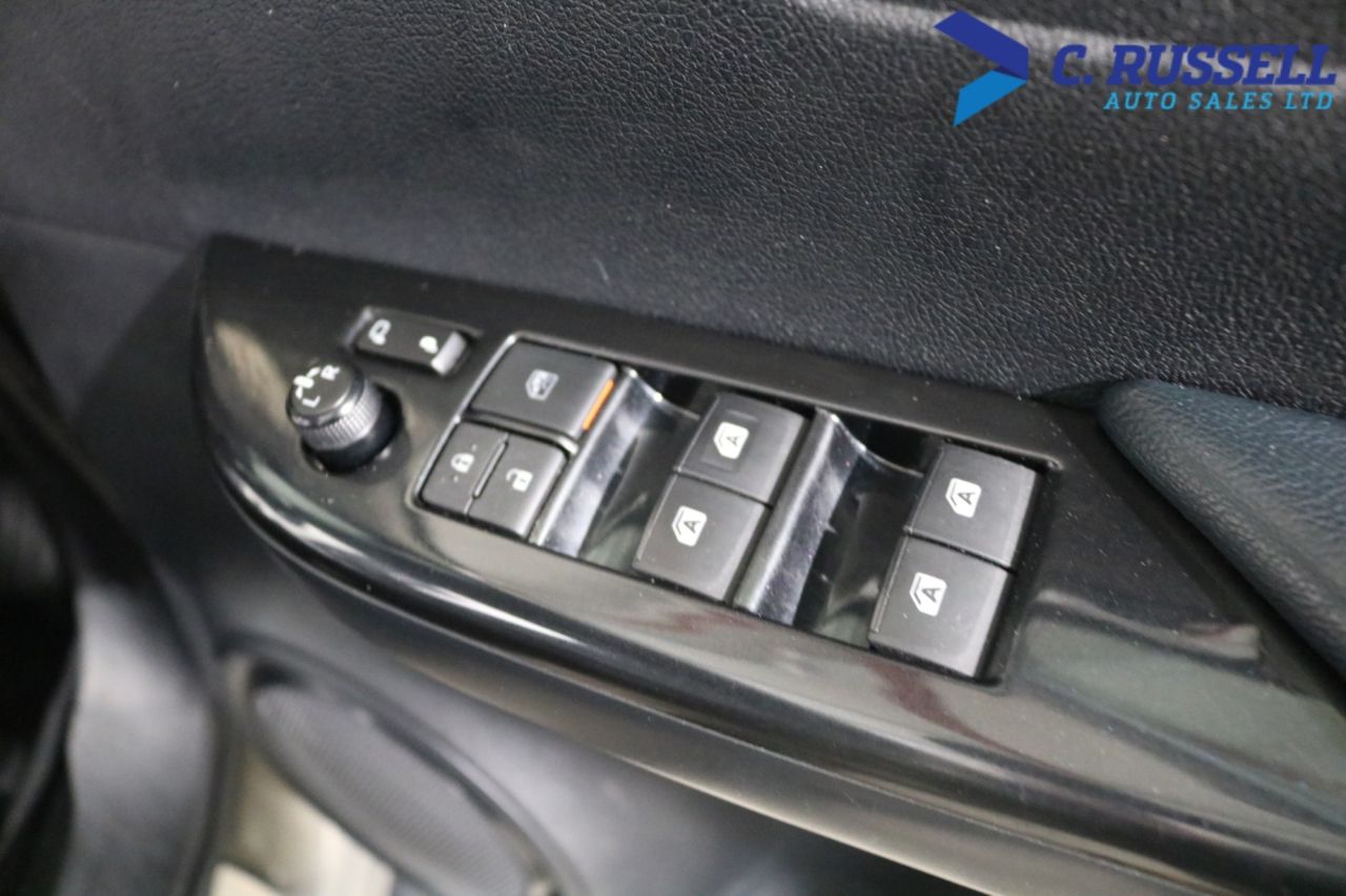 2022 TOYOTA HILUX 2.8 D-4D Invincible X Pickup Double Cab 4dr Diesel Auto 4WD Euro 6 (s/s) (2 - vehicle photo 31 for sale on PureCar