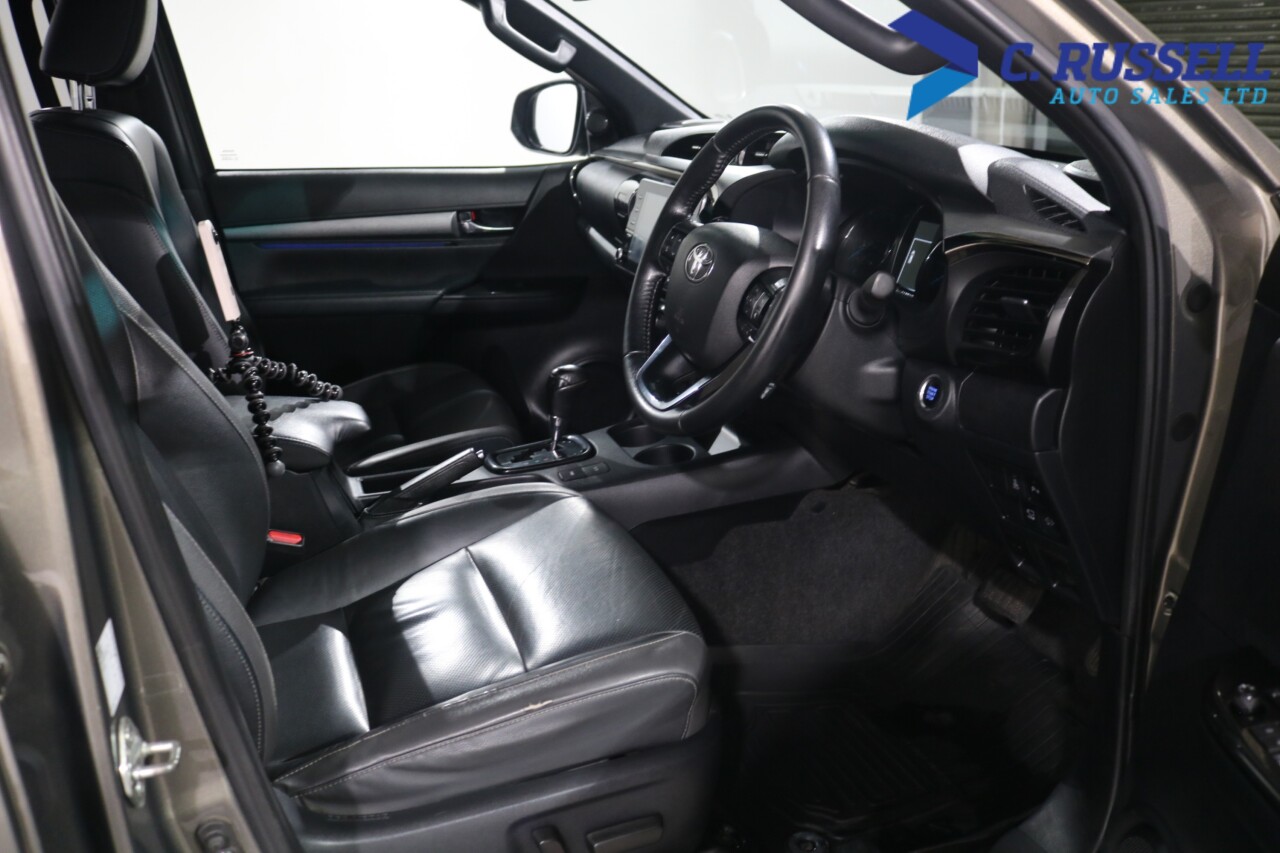 2022 TOYOTA HILUX 2.8 D-4D Invincible X Pickup Double Cab 4dr Diesel Auto 4WD Euro 6 (s/s) (2 - vehicle photo 20 for sale on PureCar