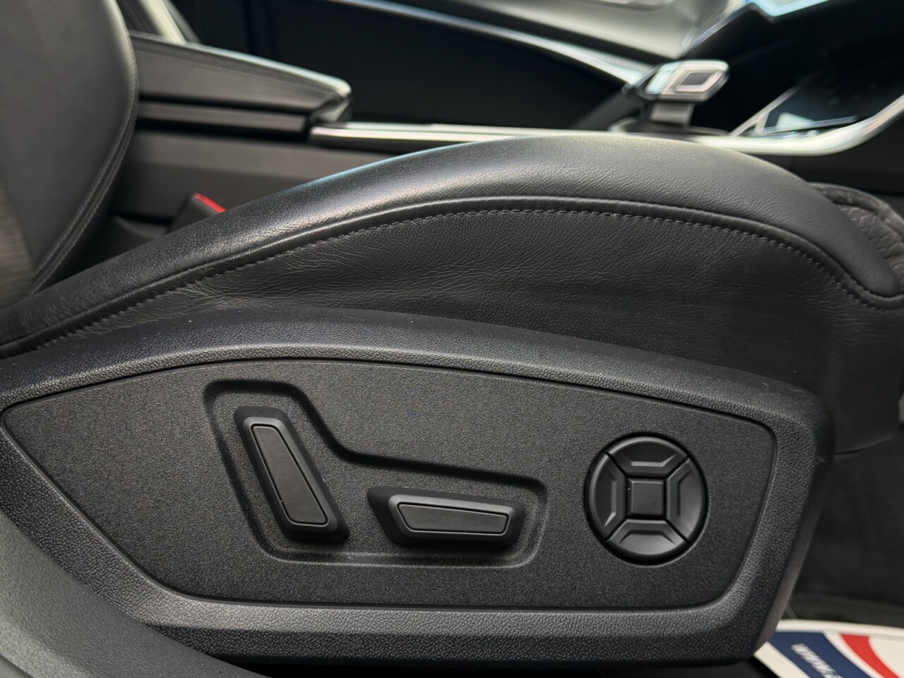 2019 AUDI A7 S Line - vehicle photo 17 for sale on PureCar