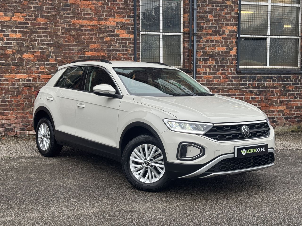 2023 Volkswagen T-Roc
