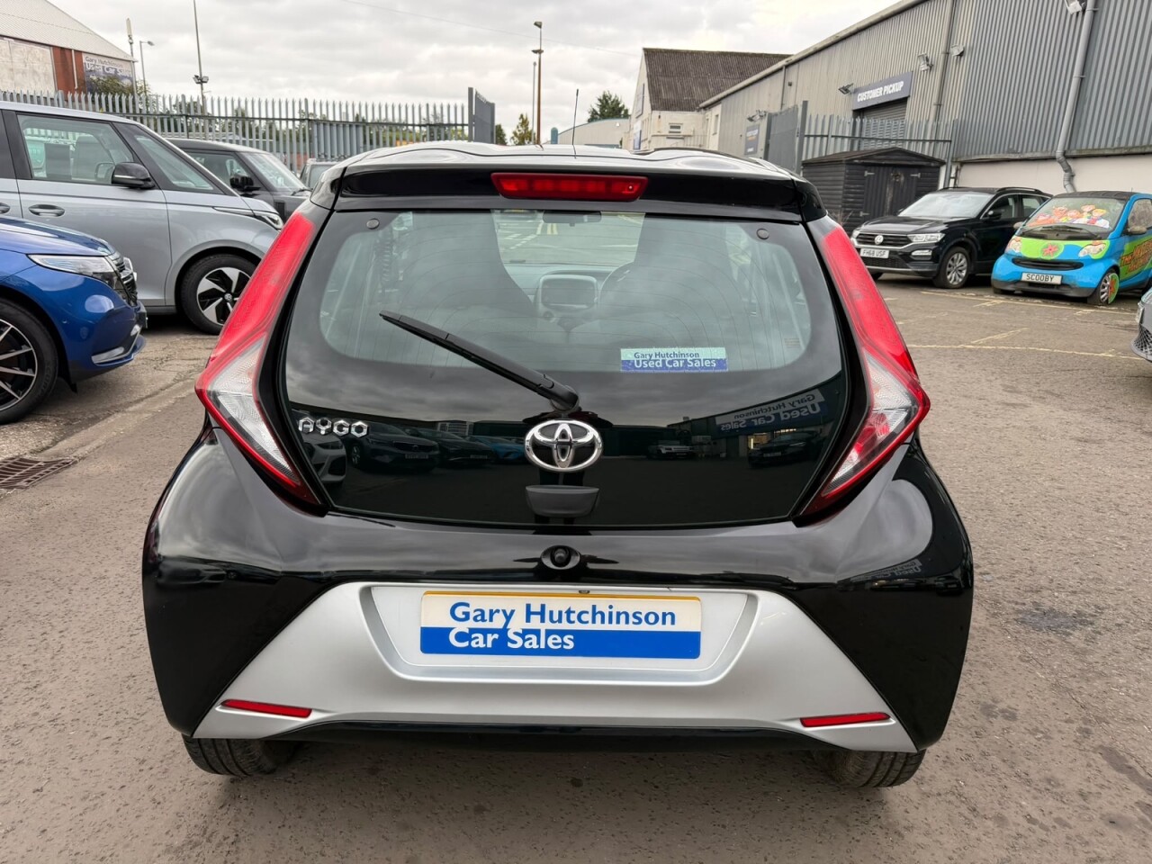 2021 TOYOTA AYGO 1.0 VVT-i x-play Hatchback 5dr Petrol Manual Euro 6 (s/s) (71 ps) ONLY 6407 - vehicle photo 6 for sale on PureCar