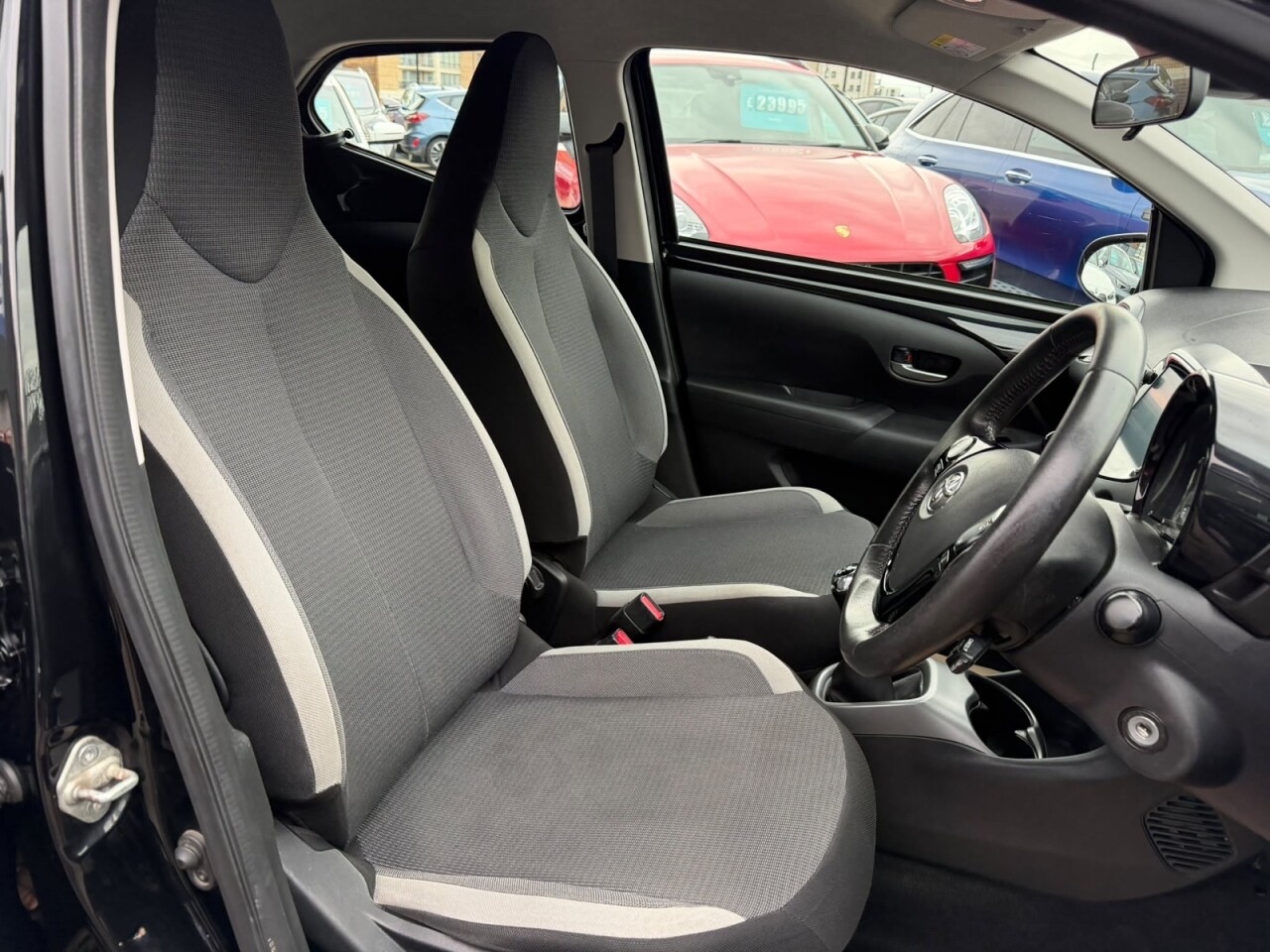 2021 TOYOTA AYGO 1.0 VVT-i x-play Hatchback 5dr Petrol Manual Euro 6 (s/s) (71 ps) ONLY 6407 - vehicle photo 19 for sale on PureCar