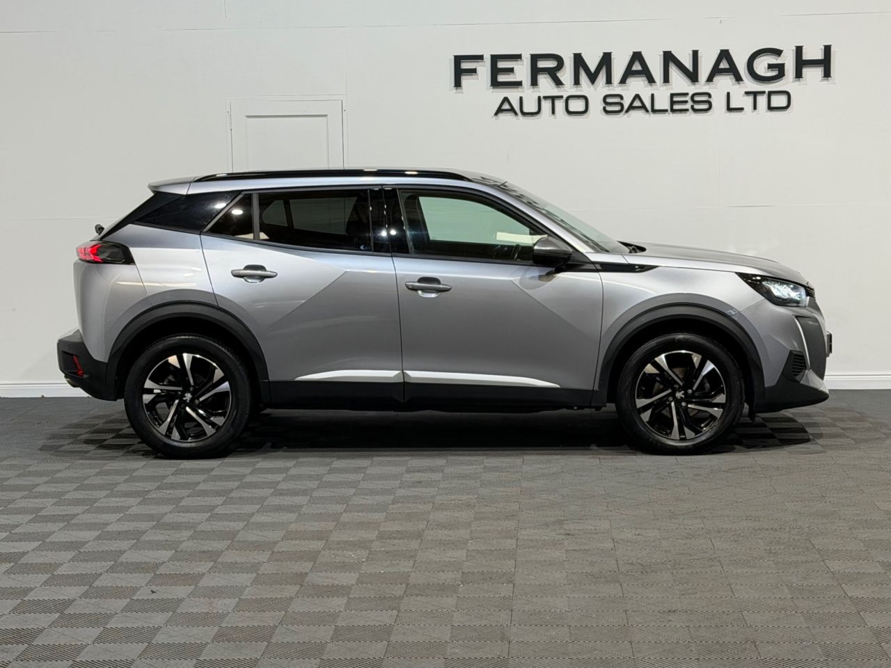 2021 PEUGEOT 1.5 BlueHDi Allure SUV 5dr Diesel Manual Euro 6 (s/s) (110 ps) - vehicle photo 2 for sale on PureCar