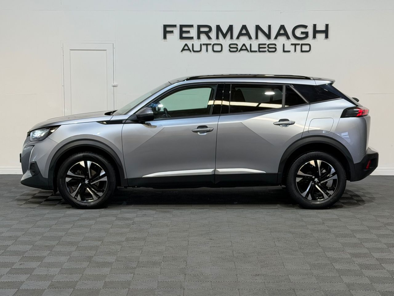 2021 PEUGEOT 1.5 BlueHDi Allure SUV 5dr Diesel Manual Euro 6 (s/s) (110 ps) - vehicle photo 5 for sale on PureCar