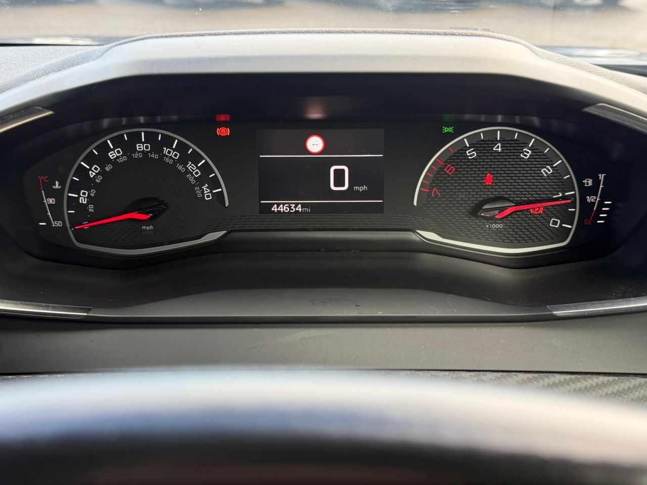 2021 PEUGEOT 1.5 BlueHDi Allure SUV 5dr Diesel Manual Euro 6 (s/s) (110 ps) - vehicle photo 13 for sale on PureCar