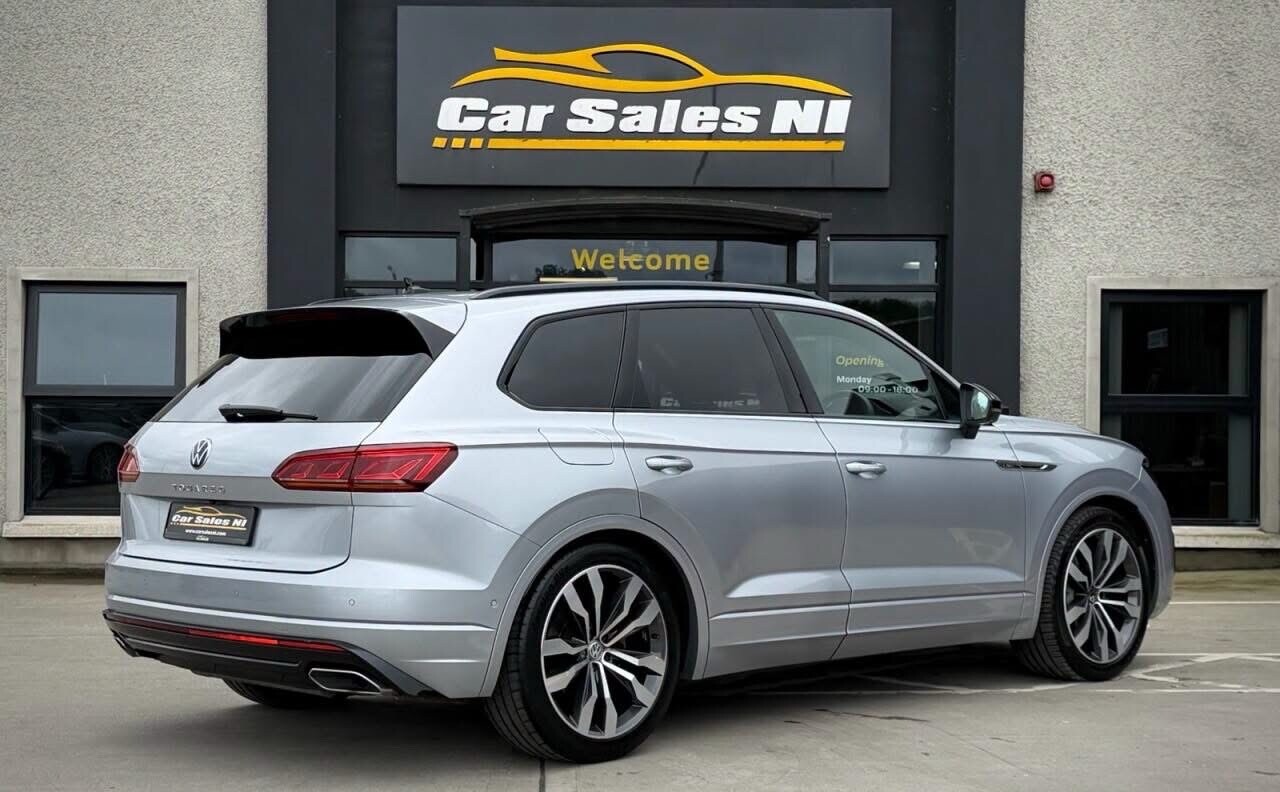 2021 VOLKSWAGEN TOUAREG 3.0 TDI V6 Black Edition SUV 5dr Diesel Tiptronic 4Motion Euro 6 (s/s) (286 - vehicle photo 4 for sale on PureCar