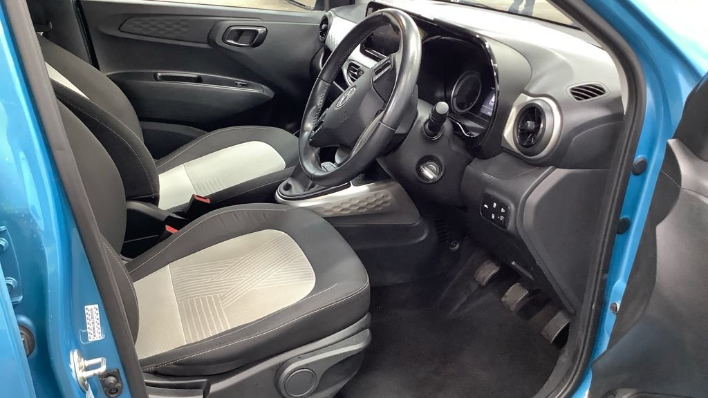2020 Hyundai i10 — image 4