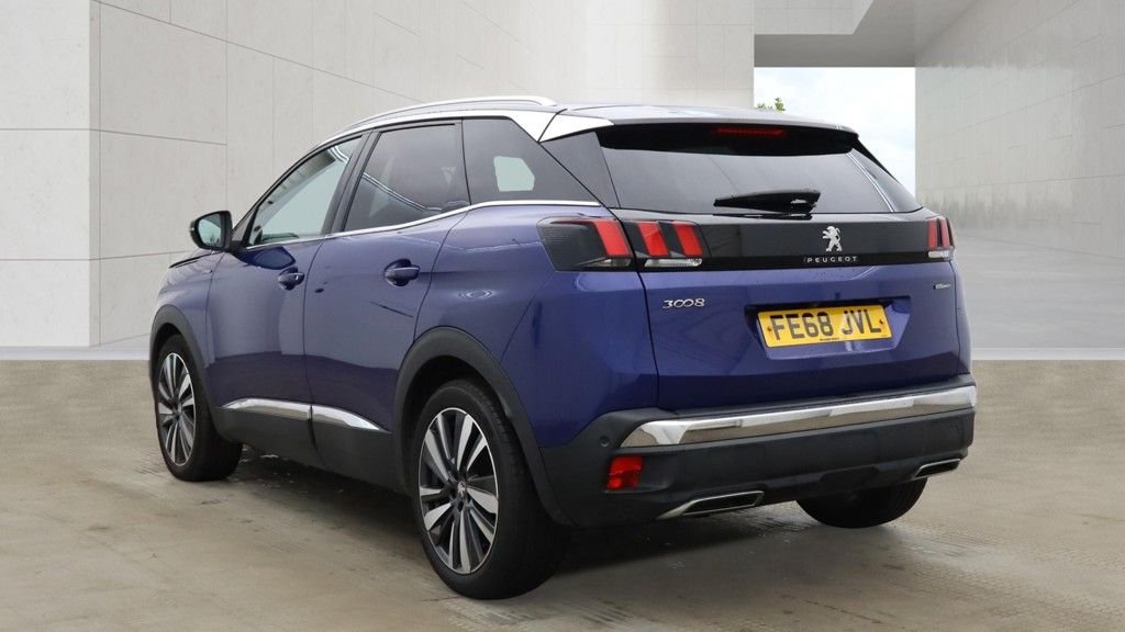 2018 Peugeot 3008 — image 4