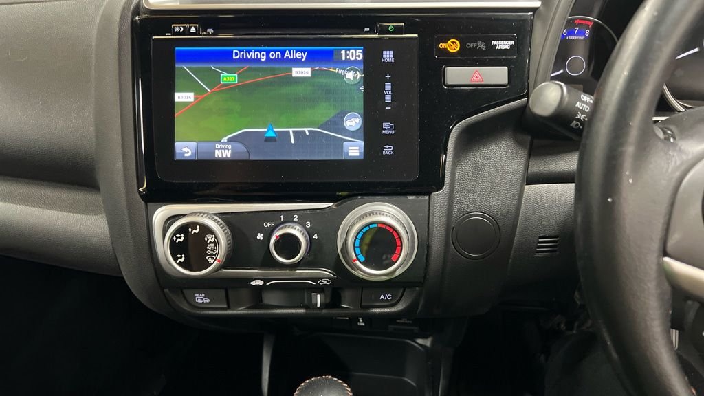 2018 Honda Jazz — image 2