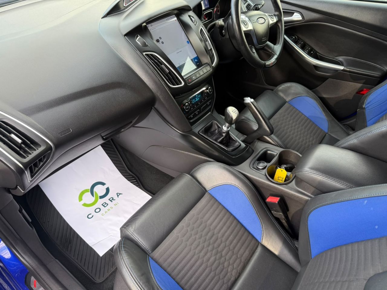 2014 FORD FOCUS 2.0T EcoBoost ST-2 Hatchback 5dr Petrol Manual Euro 5 (s/s) (250 ps) - vehicle photo 15 for sale on PureCar