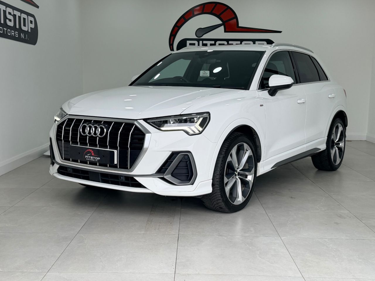 2019 AUDI Q3 S Line - vehicle photo 2 for sale on PureCar
