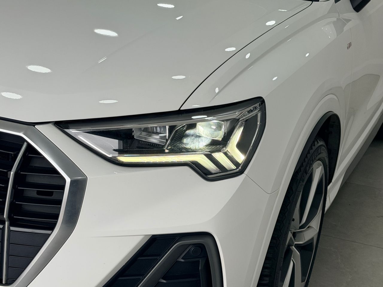 2019 AUDI Q3 S Line - vehicle photo 7 for sale on PureCar
