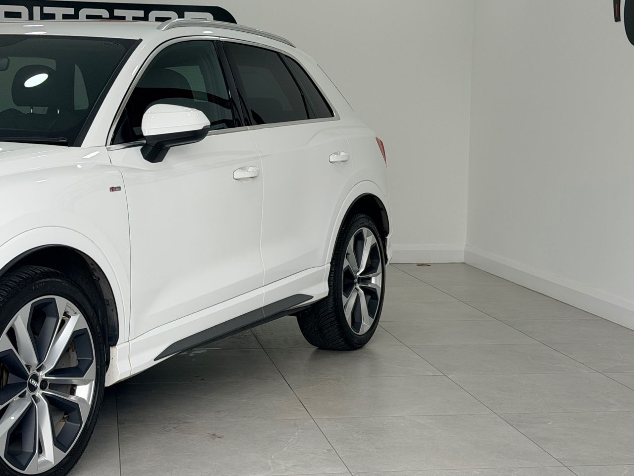 2019 AUDI Q3 S Line - vehicle photo 9 for sale on PureCar