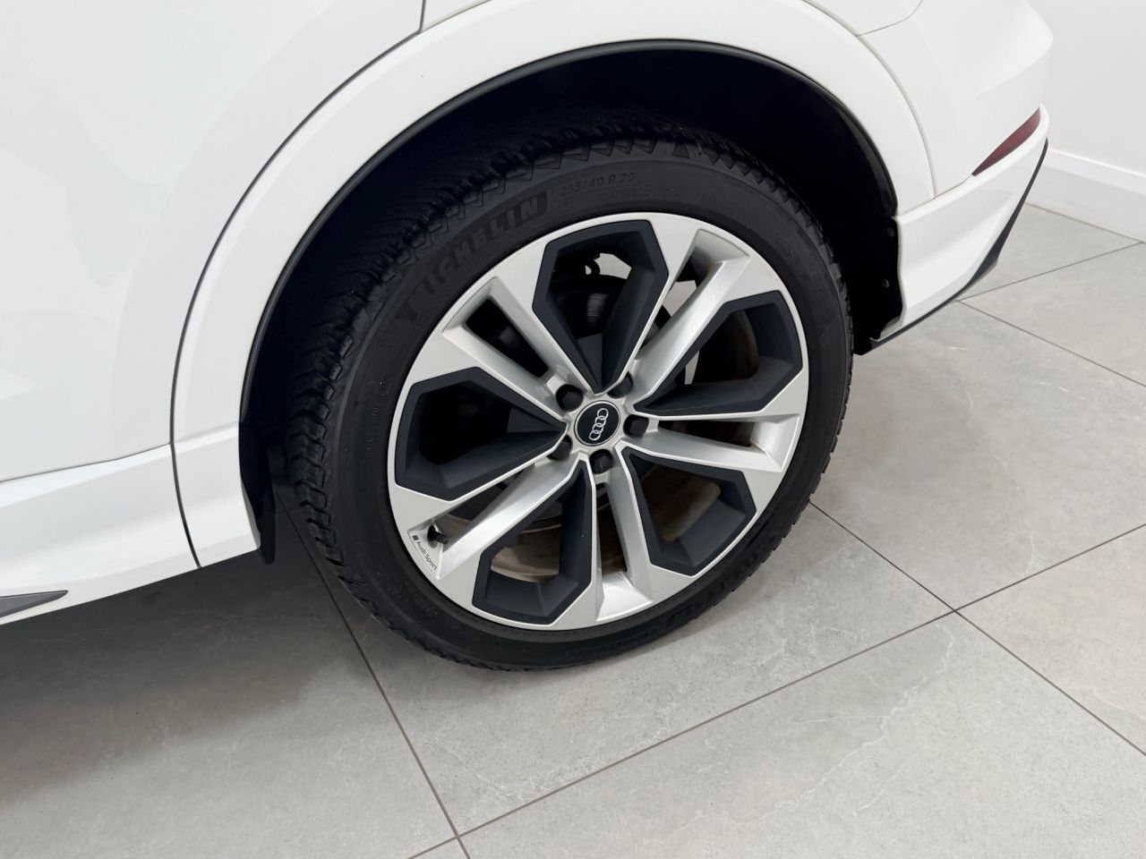 2019 AUDI Q3 S Line - vehicle photo 17 for sale on PureCar