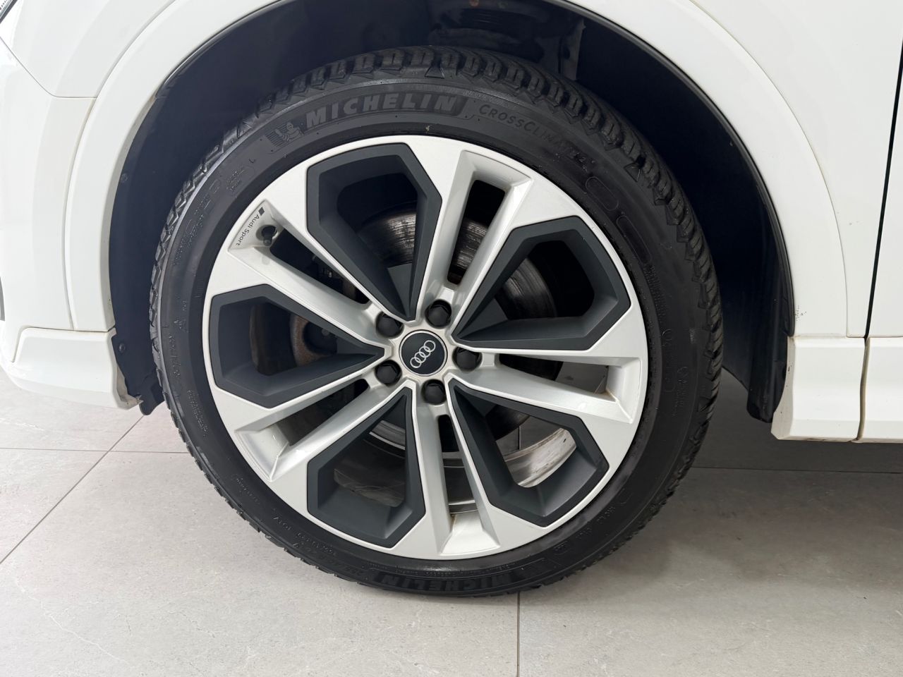 2019 AUDI Q3 S Line - vehicle photo 18 for sale on PureCar