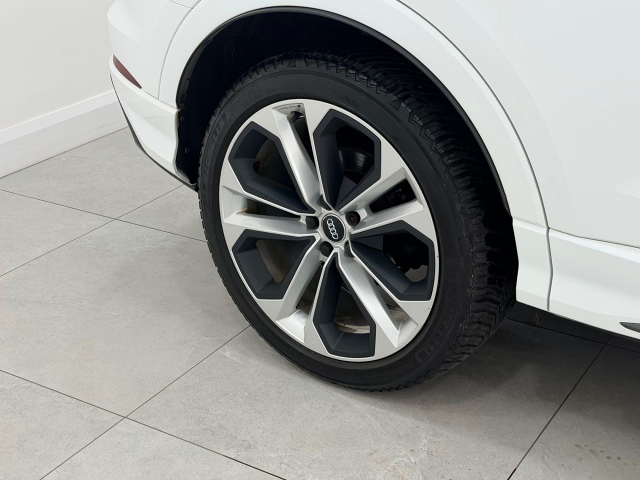 2019 AUDI Q3 S Line - vehicle photo 19 for sale on PureCar