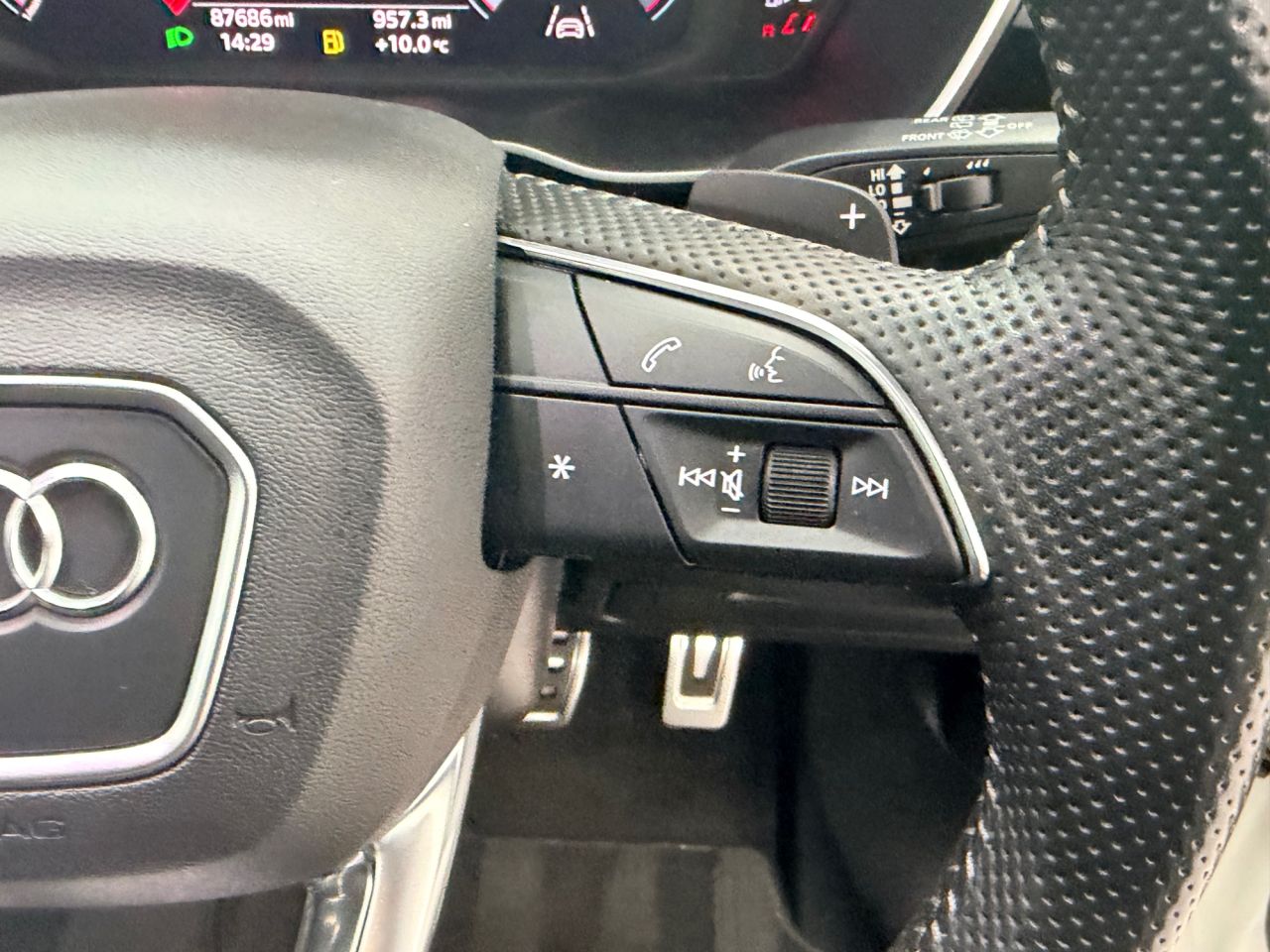 2019 AUDI Q3 S Line - vehicle photo 27 for sale on PureCar