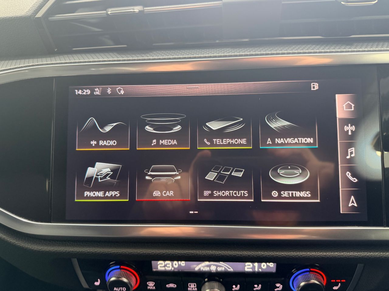 2019 AUDI Q3 S Line - vehicle photo 34 for sale on PureCar