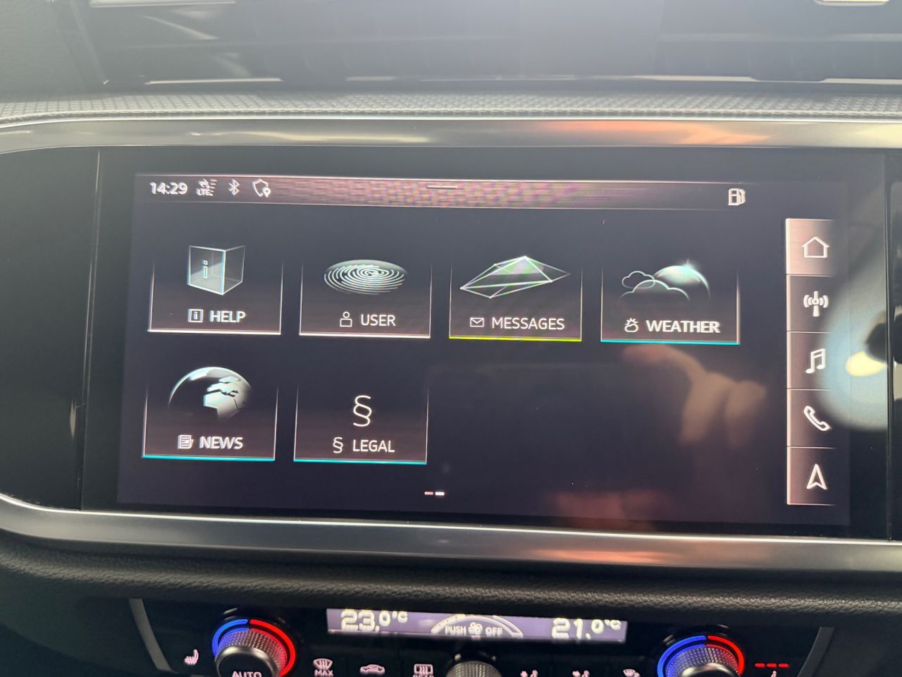 2019 AUDI Q3 S Line - vehicle photo 35 for sale on PureCar