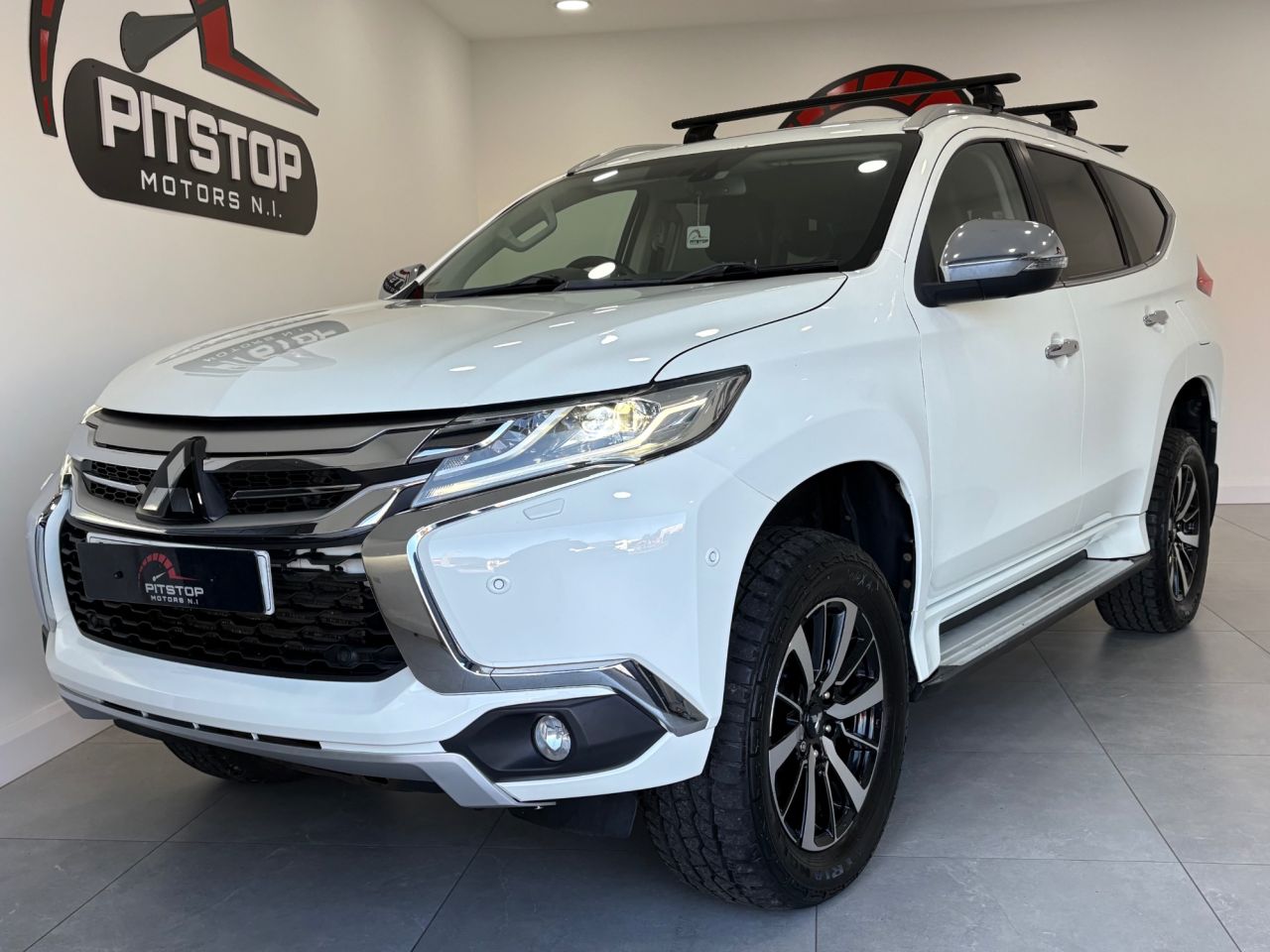 2019 MITSUBISHI SHOGUN SPORT 2.4D 4 SUV 5dr Diesel Auto 4WD Euro 6 (181 ps) - vehicle photo 2 for sale on PureCar