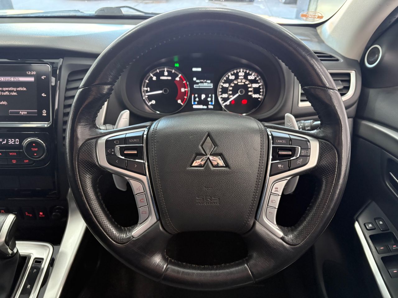 2019 MITSUBISHI SHOGUN SPORT 2.4D 4 SUV 5dr Diesel Auto 4WD Euro 6 (181 ps) - vehicle photo 30 for sale on PureCar