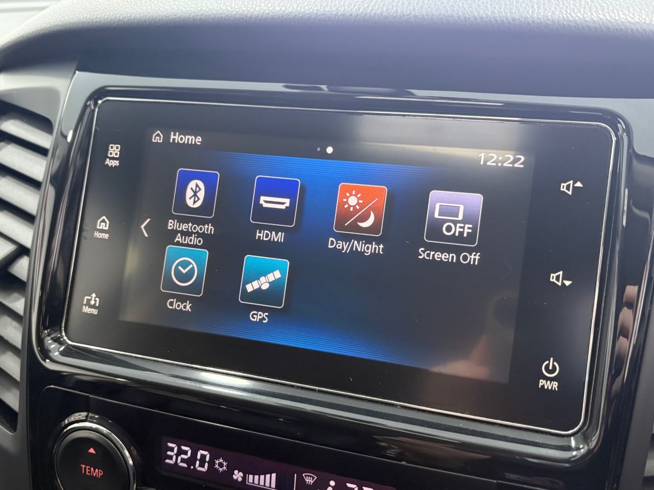 2019 MITSUBISHI SHOGUN SPORT 2.4D 4 SUV 5dr Diesel Auto 4WD Euro 6 (181 ps) - vehicle photo 43 for sale on PureCar