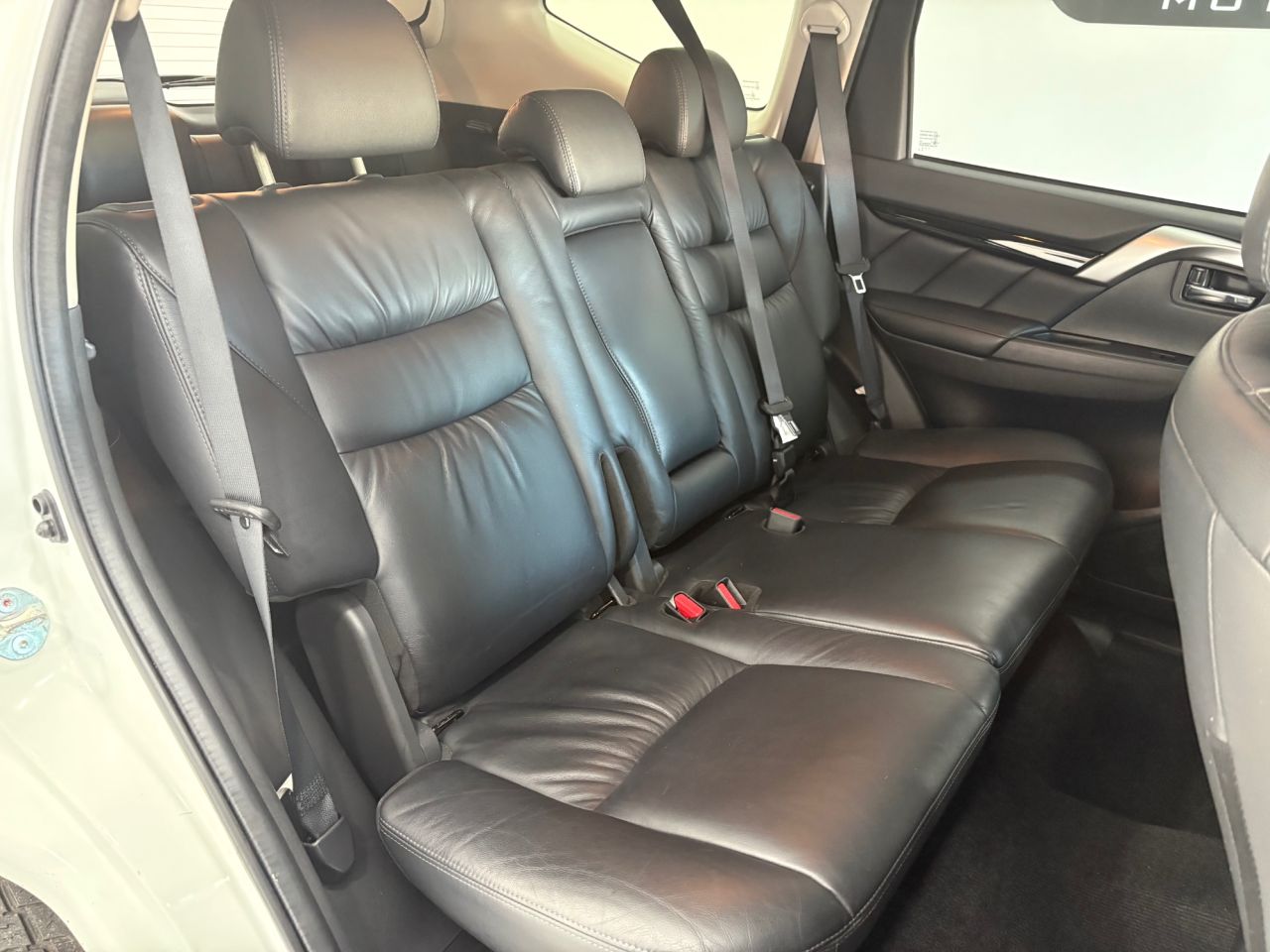2019 MITSUBISHI SHOGUN SPORT 2.4D 4 SUV 5dr Diesel Auto 4WD Euro 6 (181 ps) - vehicle photo 50 for sale on PureCar