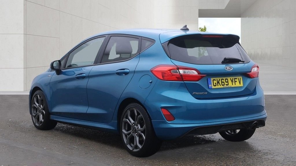 2019 Ford Fiesta — image 2