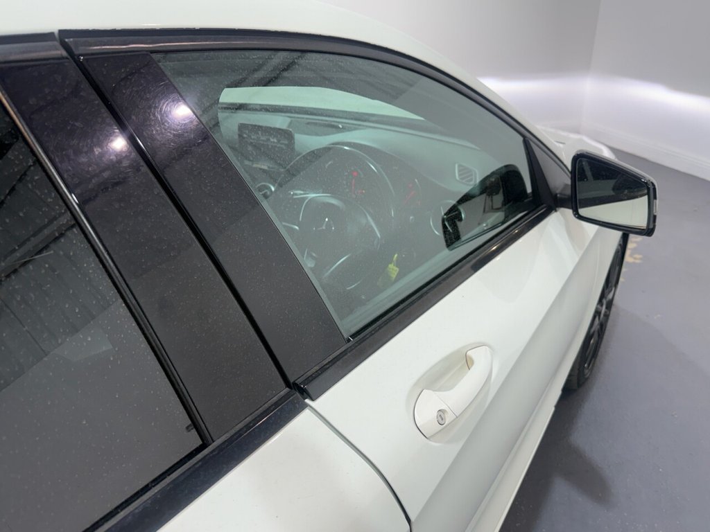 2016 Mercedes-Benz A-Class — image 6
