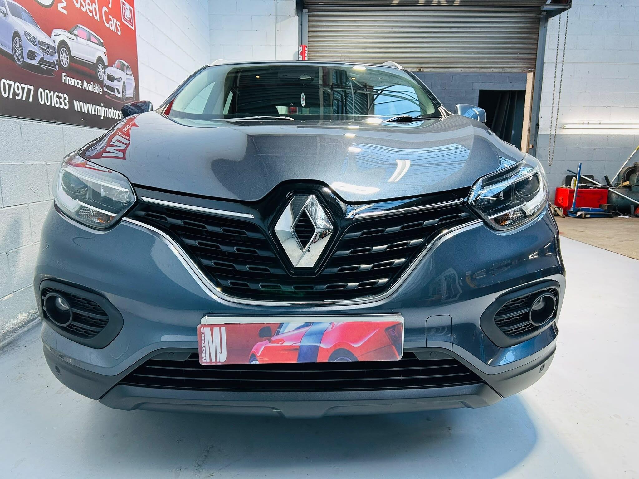 2019 RENAULT KADJAR 1.3 TCe Iconic EDC Euro 6 (s/s) 5dr - vehicle photo 10 for sale on PureCar