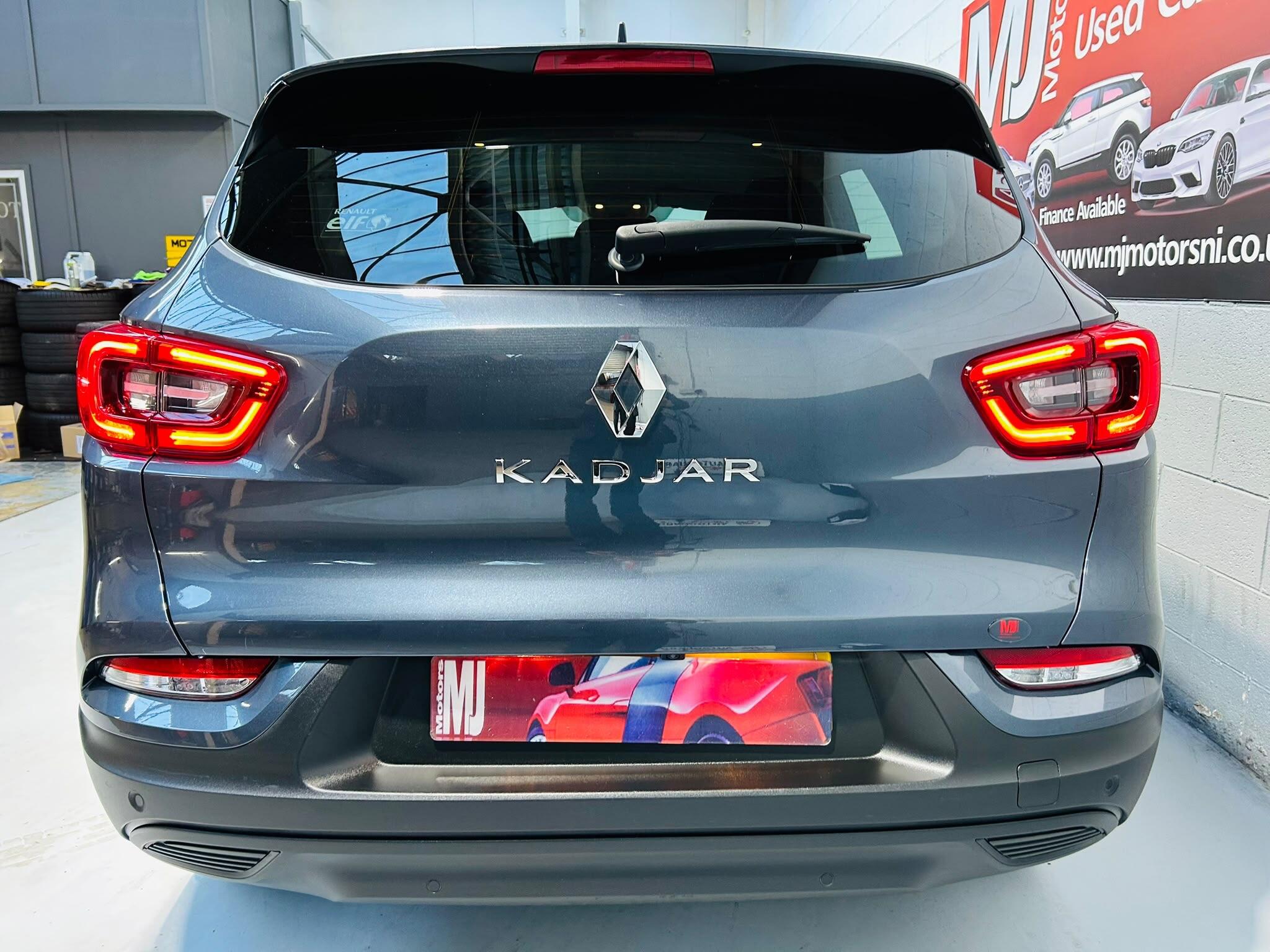2019 RENAULT KADJAR 1.3 TCe Iconic EDC Euro 6 (s/s) 5dr - vehicle photo 16 for sale on PureCar
