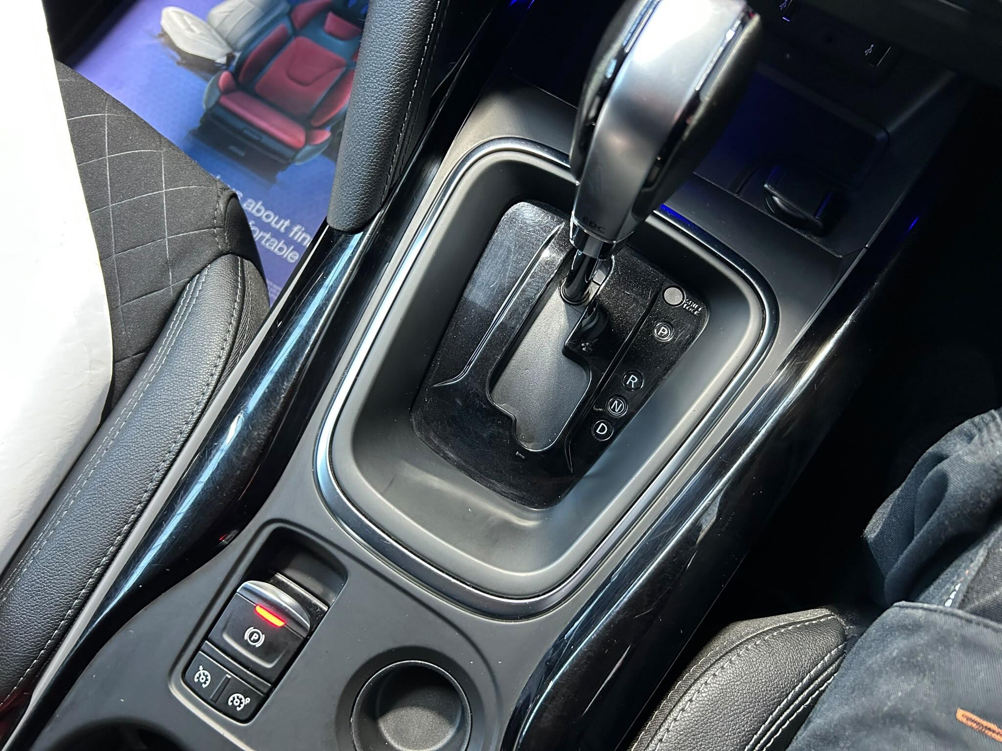2019 RENAULT KADJAR 1.3 TCe Iconic EDC Euro 6 (s/s) 5dr - vehicle photo 27 for sale on PureCar