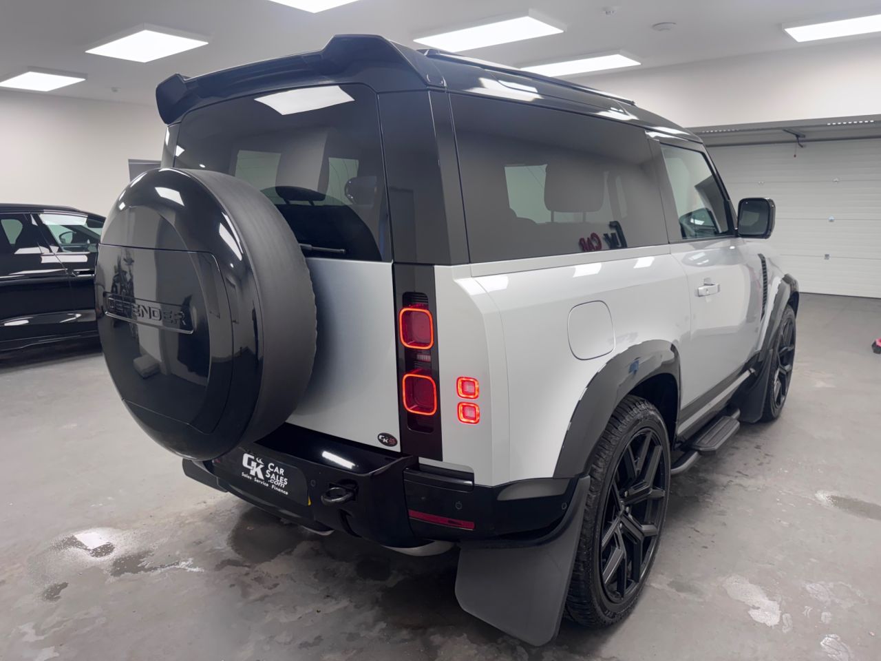 2024 LAND ROVER DEFENDER 90 3.0 D250 MHEV X-Dynamic HSE SUV 3dr Diesel Auto 4WD Euro 6 (s/s) (250 ps) 2 - vehicle photo 5 for sale on PureCar