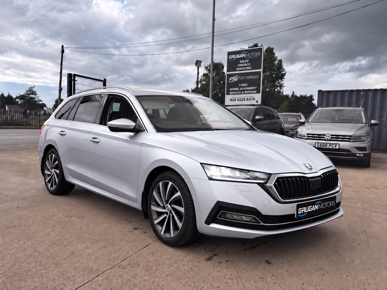 2020 SKODA OCTAVIA 2.0 TDI SE L First Edition Estate 5dr Diesel DSG Euro 6 (s/s) (150 ps) - vehicle photo 2 for sale on PureCar