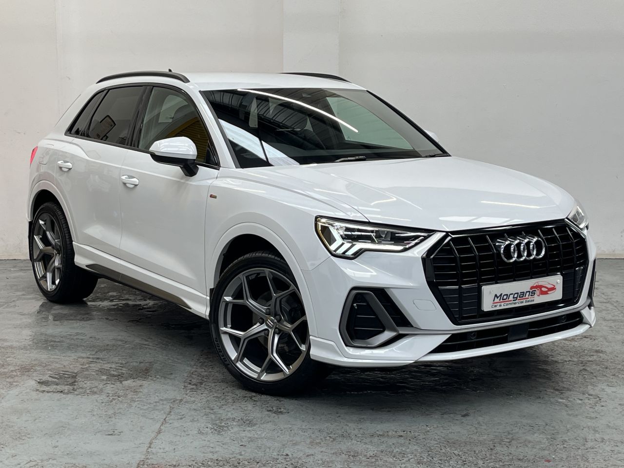 AUDI Q3 2021