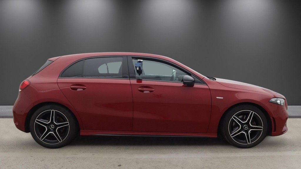 2022 Mercedes-Benz A-Class — image 5