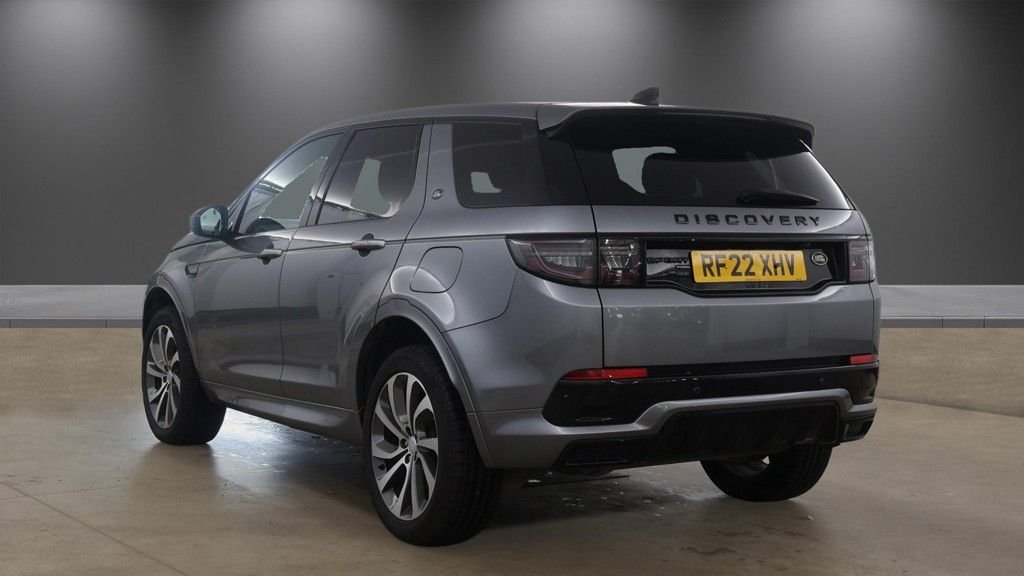 2022 Land Rover Discovery Sport — image 3