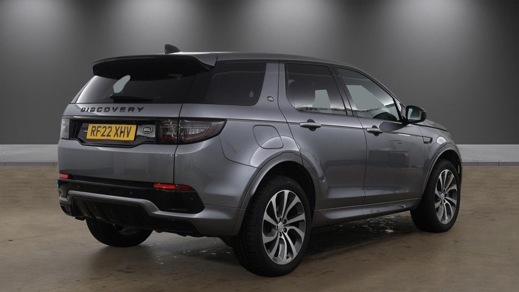 2022 Land Rover Discovery Sport — image 4