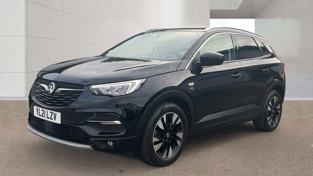 2021 Vauxhall Grandland X — image 2