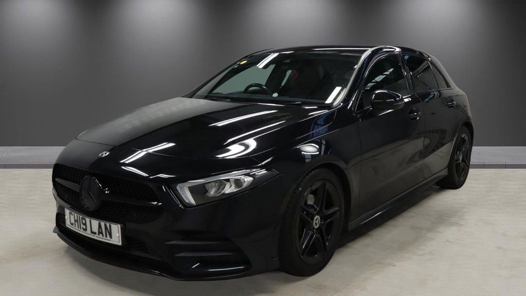 2019 Mercedes-Benz A-Class — image 2