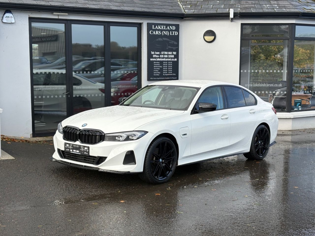 BMW 3 SERIES 2023