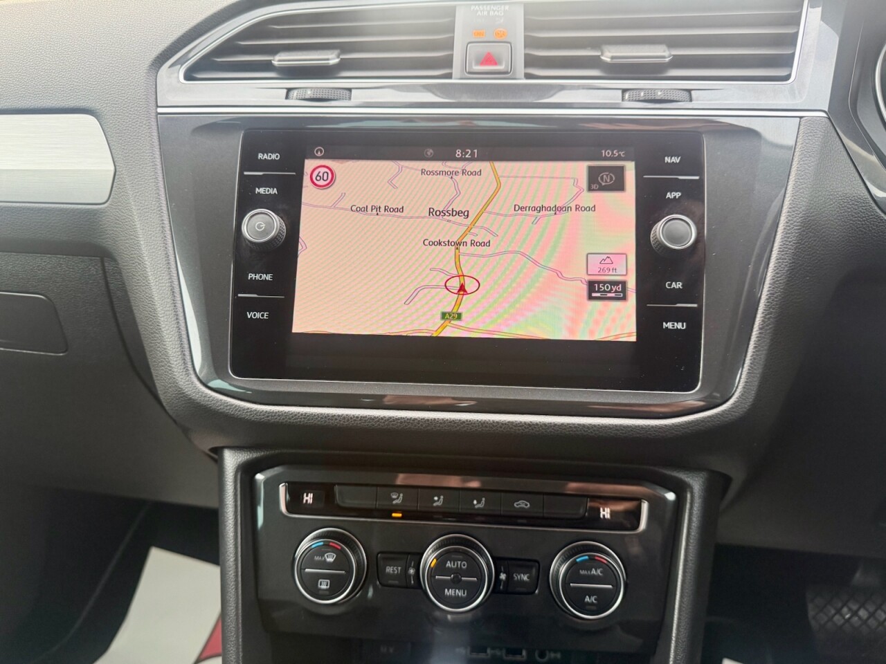 2018 VOLKSWAGEN TIGUAN 2.0 TDI SE Navigation Diesel DSG Auto 150BHP LOW MILES - vehicle photo 13 for sale on PureCar