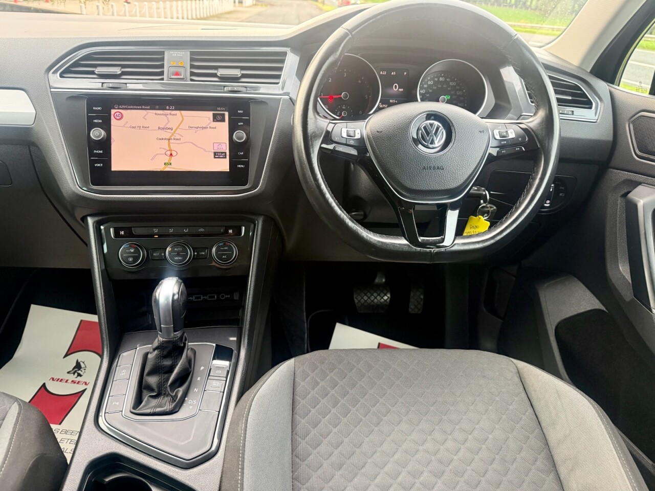 2018 VOLKSWAGEN TIGUAN 2.0 TDI SE Navigation Diesel DSG Auto 150BHP LOW MILES - vehicle photo 14 for sale on PureCar