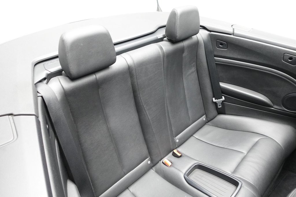 2016 BMW 2 Series — image 12