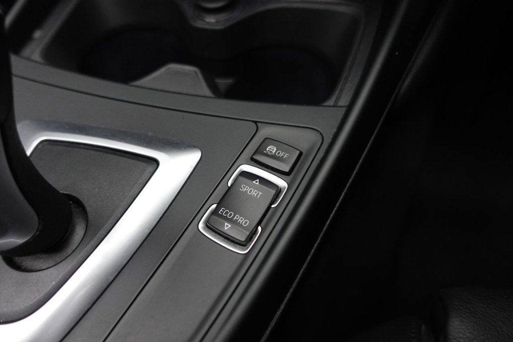 2016 BMW 2 Series — image 26